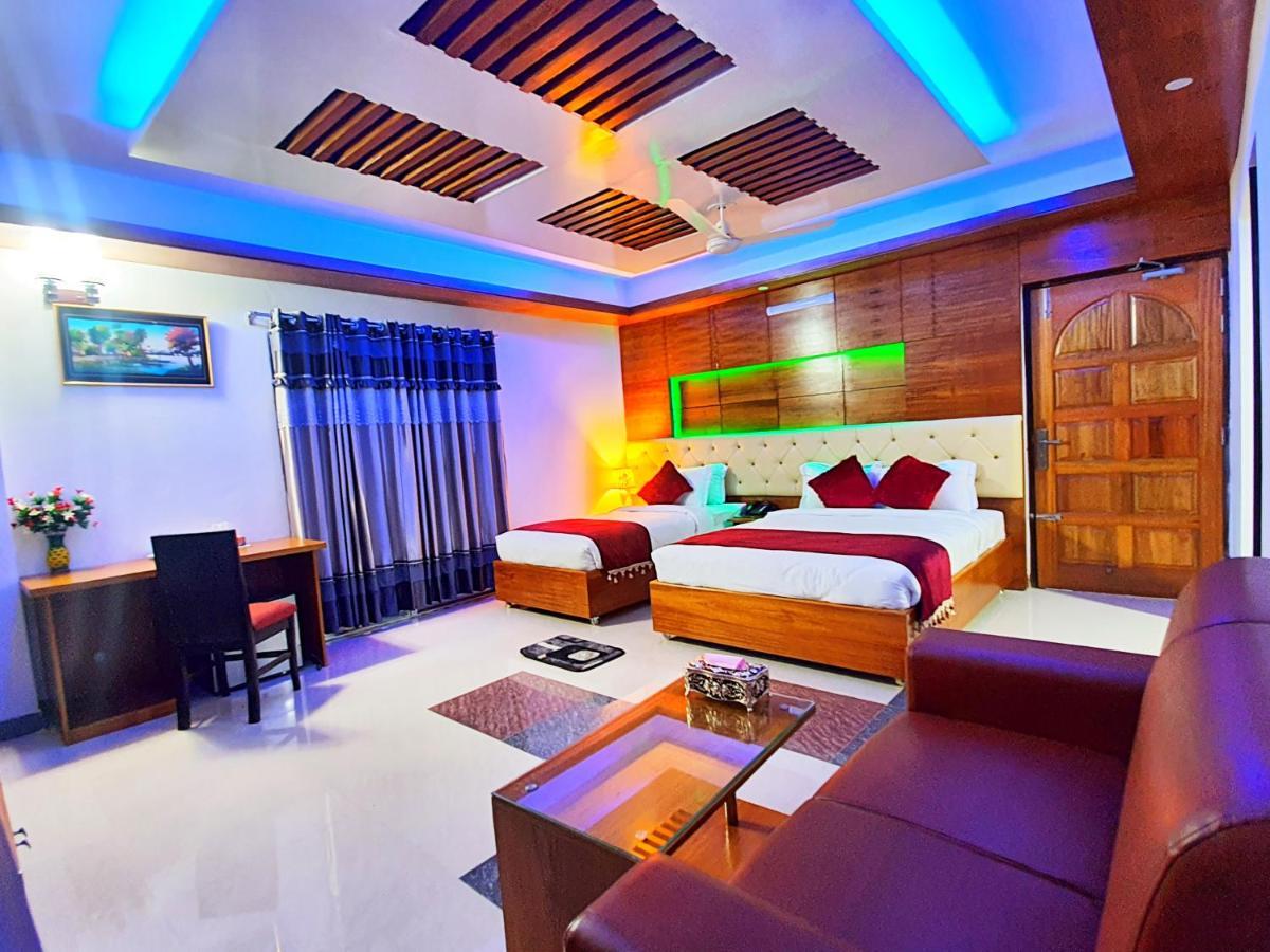 Hotel Khan Palace กัวกาตา ภายนอก รูปภาพ