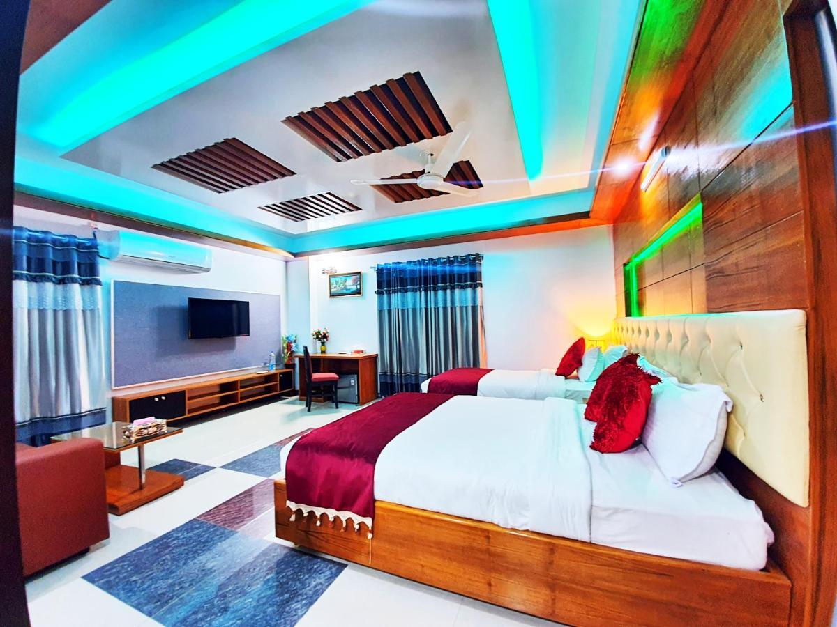 Hotel Khan Palace กัวกาตา ภายนอก รูปภาพ