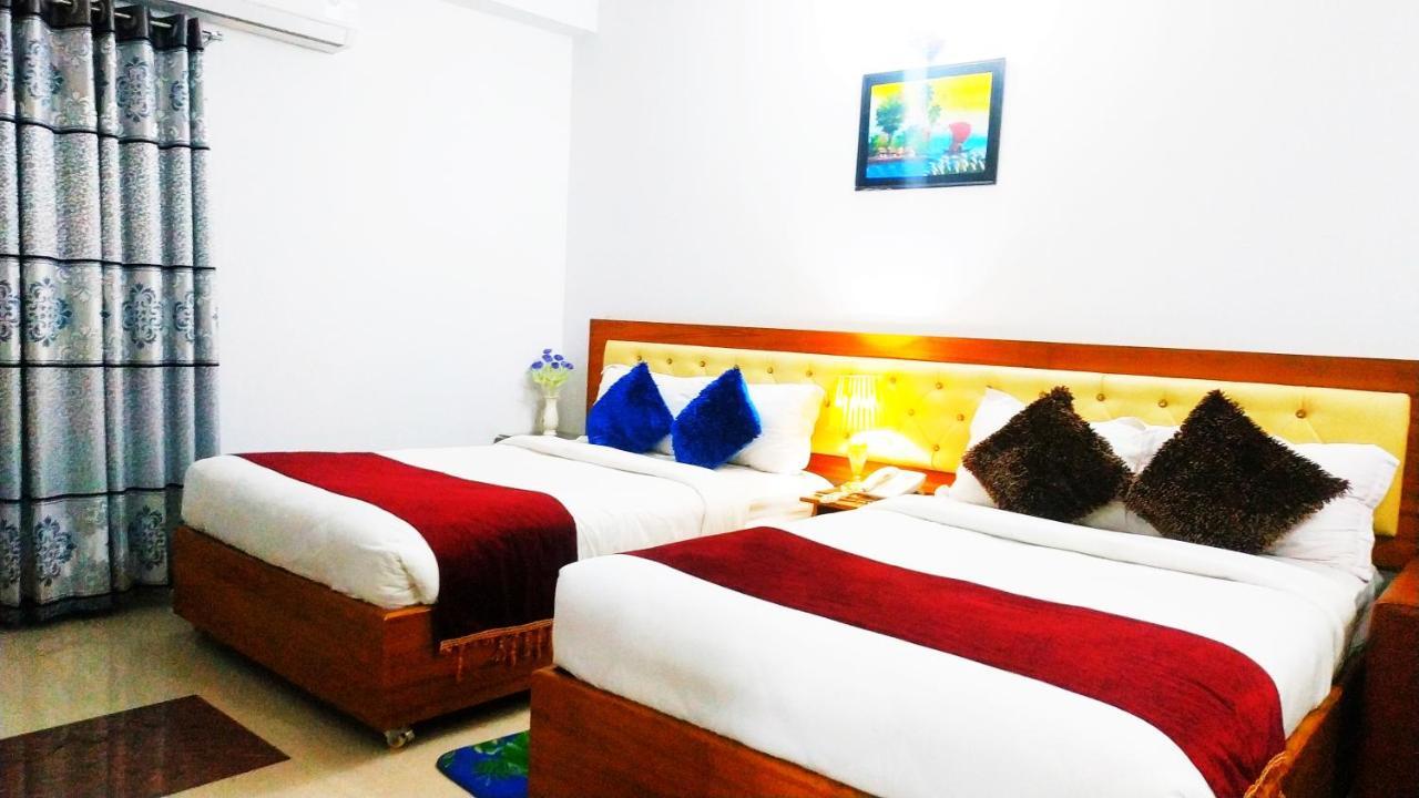 Hotel Khan Palace กัวกาตา ภายนอก รูปภาพ